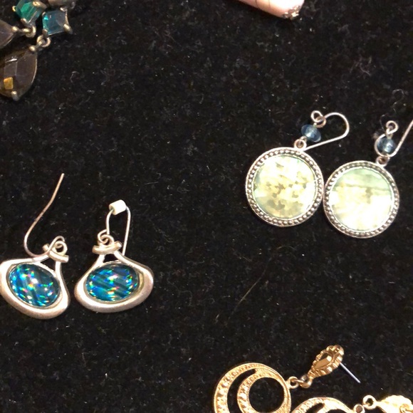 Earrings - Picture 6 of 6